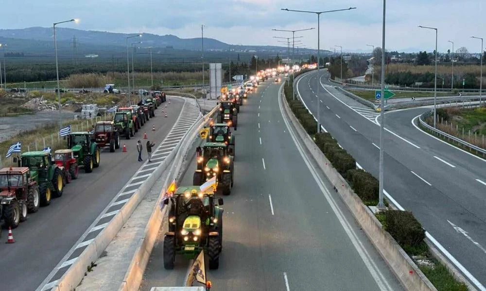 Αγρότες: Στο Κάστρο Βοιωτίας θα διανυκτερεύσει το κομβόι των τρακτέρ - Ποιοι δρόμοι θα μείνουν κλειστοί στην Αθήνα αύριο